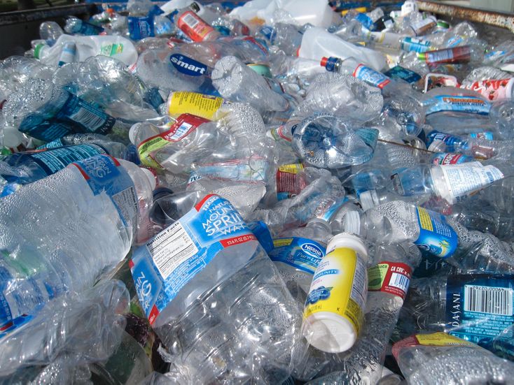 Что можно приготовить из пластиковых бутылок | Статьи Ювента
